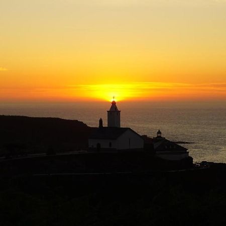 El Cambaral Del Puerto Apartment Luarca Bagian luar foto