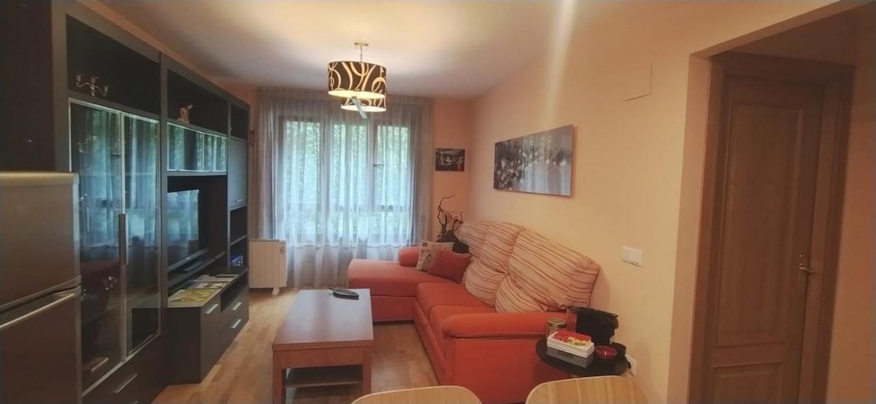 El Cambaral Del Puerto Apartment Luarca Bagian luar foto