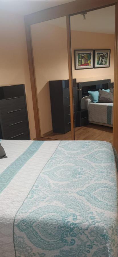 El Cambaral Del Puerto Apartment Luarca Bagian luar foto