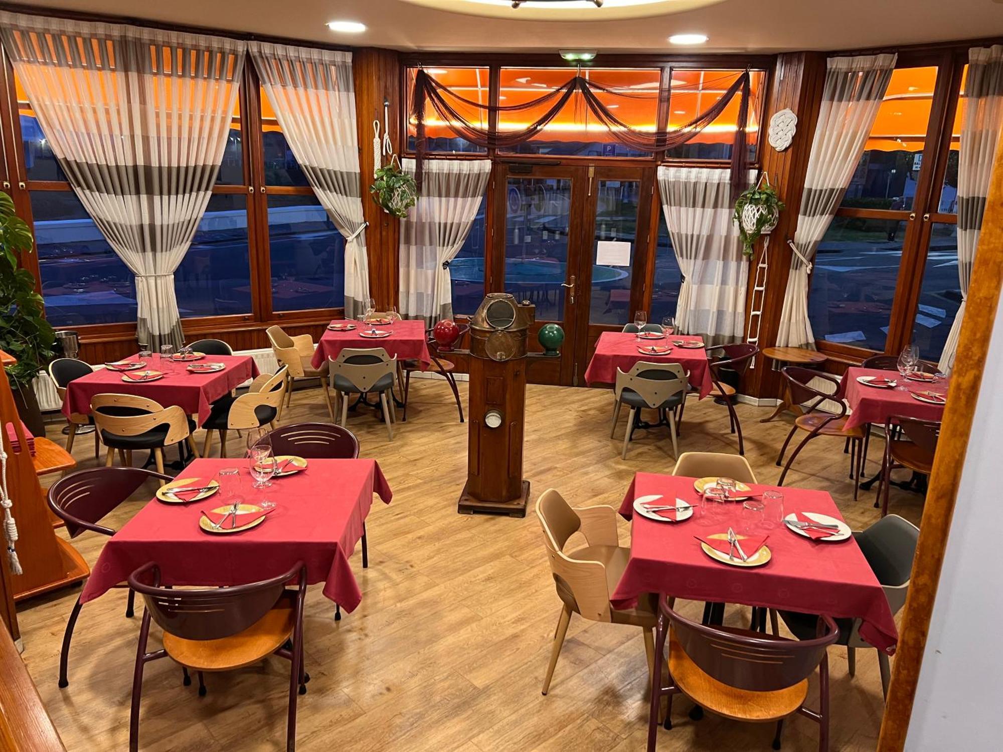 El Cambaral Del Puerto Apartment Luarca Bagian luar foto
