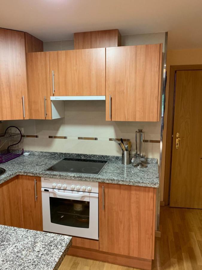 El Cambaral Del Puerto Apartment Luarca Bagian luar foto